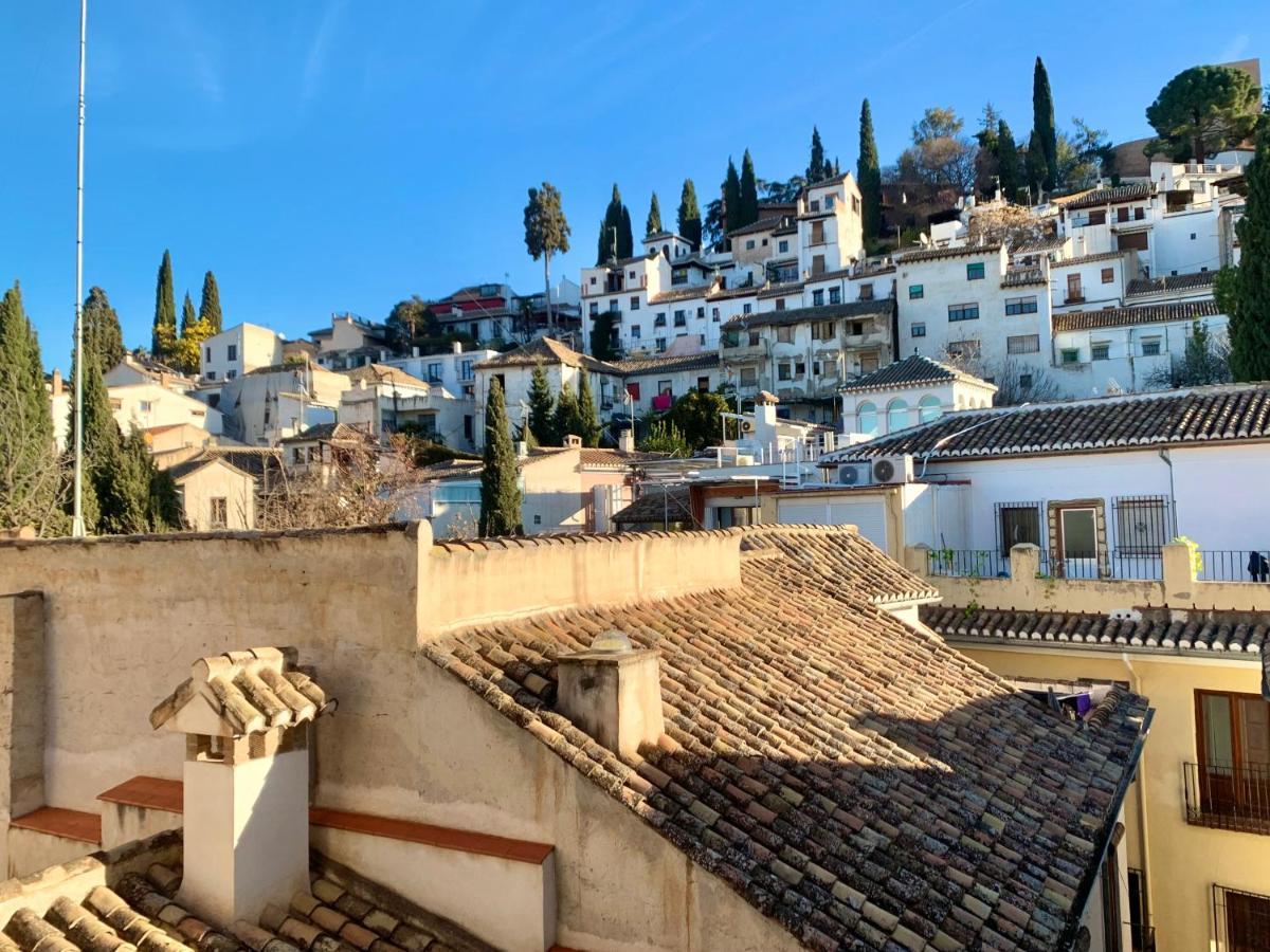 Santa Escolastica En Pleno Centro De Granada Exterior foto